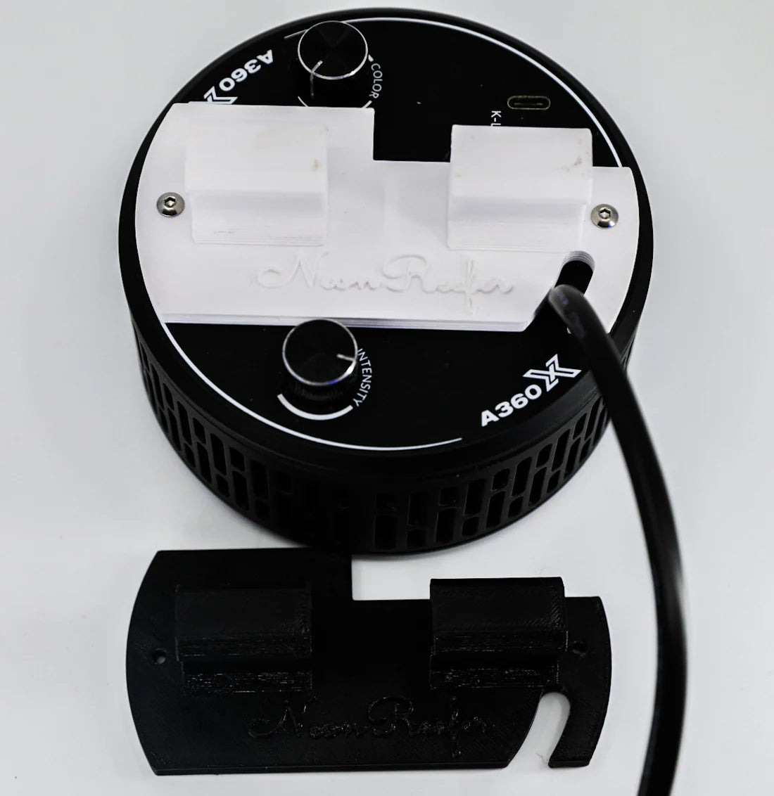 The Kessil A360x/A360xe/500 RMS Light Mount
